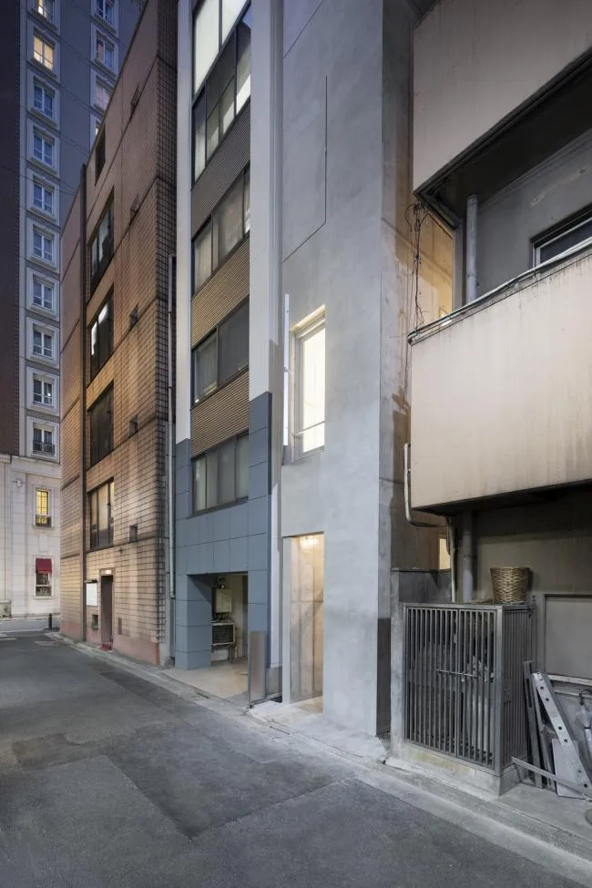 BIM Architecture | Viewing the Sky in the Cold Alley of the bustling city: Ginza Shared House/SO& CO.