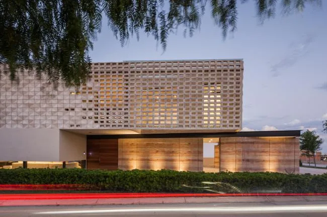 BIM Architecture | Light luxury yet elegant, exuding the natural scent of the site: RSV Room/Arkylab