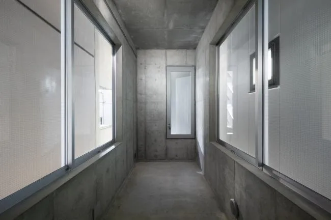 BIM Architecture | Viewing the Sky in the Cold Alley of the bustling city: Ginza Shared House/SO& CO.