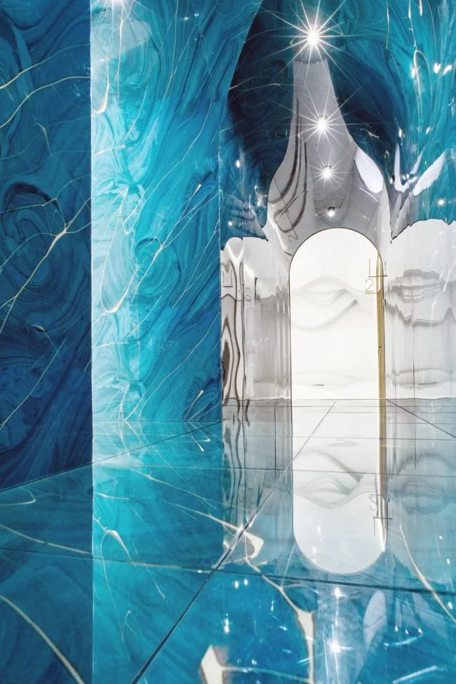 BIM architecture | Like crossing deep waters: Beauty salons/flat design on national borders