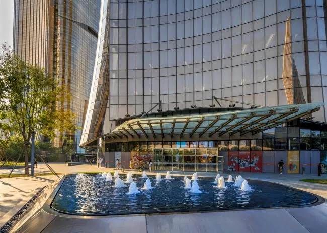 BIM Architecture | View Beijing's New Landmarks, Modern and Organic Urban Oasis/Andrew Bromberg at Aedas