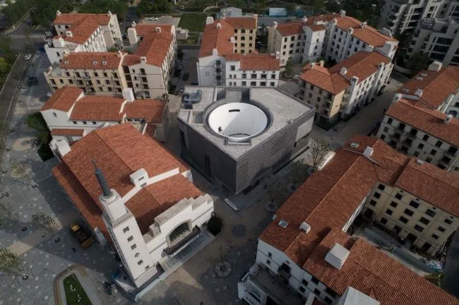 BIM Architecture | Quiet and Heavy, Like an Ancient Legend of the Sea: Anaya Art Center/Ruen Design