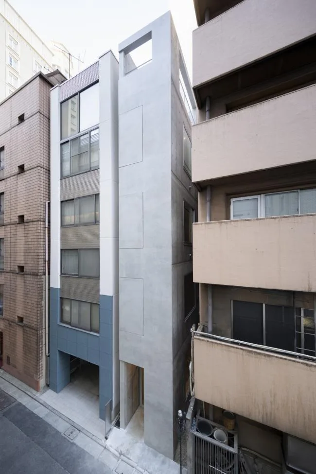BIM Architecture | Viewing the Sky in the Cold Alley of the bustling city: Ginza Shared House/SO& CO.