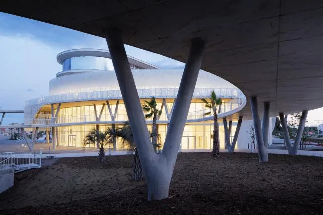 BIM Architecture | The White Pearl Between the Ocean and the Land: Agd Point Gaming and Exhibition Center/A+Architecture