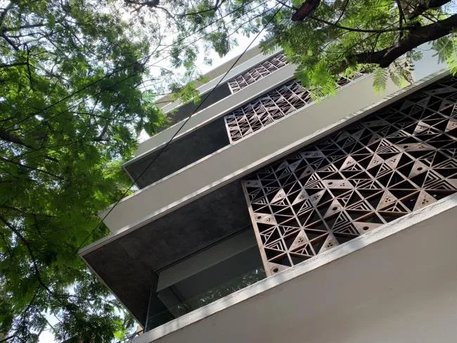 BIM Architecture | Design Studio Full of Clear and Artistic Fragrance/Khosra Architecture Studio
