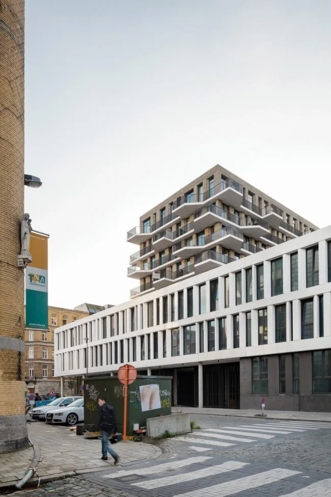 BIM Architecture | Cadis Apartments Standing in the Historic District/META Architects+POLO