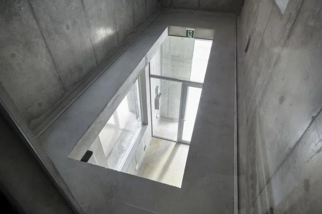 BIM Architecture | Viewing the Sky in the Cold Alley of the bustling city: Ginza Shared House/SO& CO.