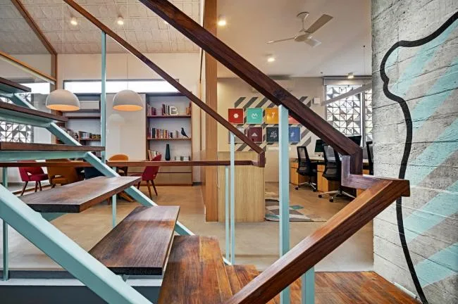 BIM Architecture | Design Studio Full of Clear and Artistic Fragrance/Khosra Architecture Studio