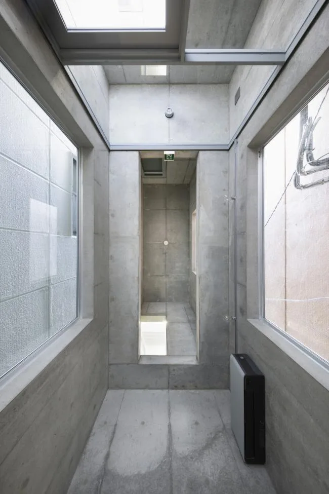 BIM Architecture | Viewing the Sky in the Cold Alley of the bustling city: Ginza Shared House/SO& CO.
