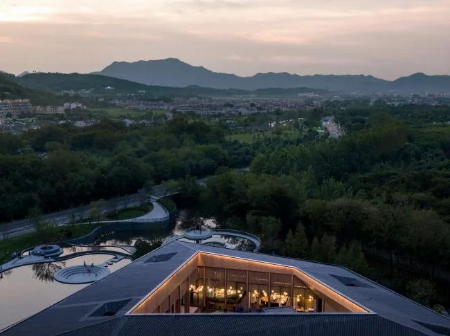 BIM Architecture | Jiuxiyue Lianhua Town - Zhengqing and Yashan Temple/Shanghai Riqing Architectural Design