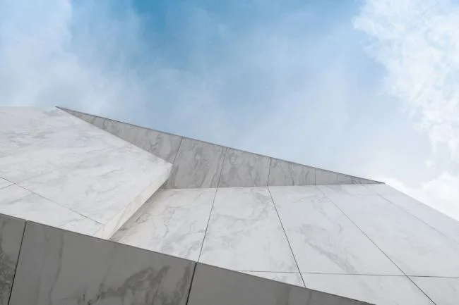 BIM Architecture | Lightweight Suspended Marble House/Openbox Architects