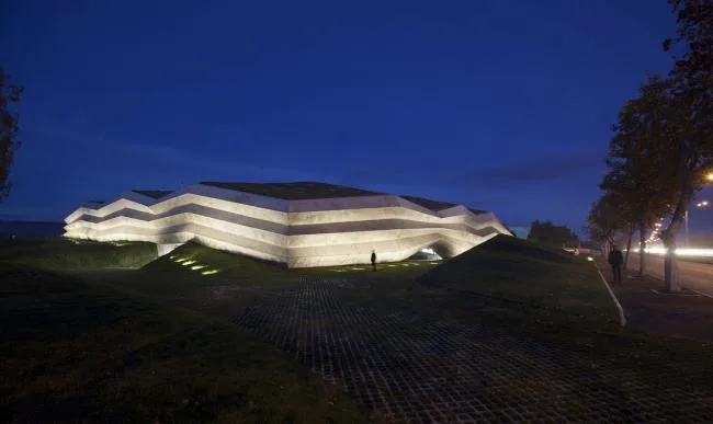 BIM Architecture | Green Grass Toppling, Turbulent Light and Shadow Coffee Factory/Khmaladze Architects