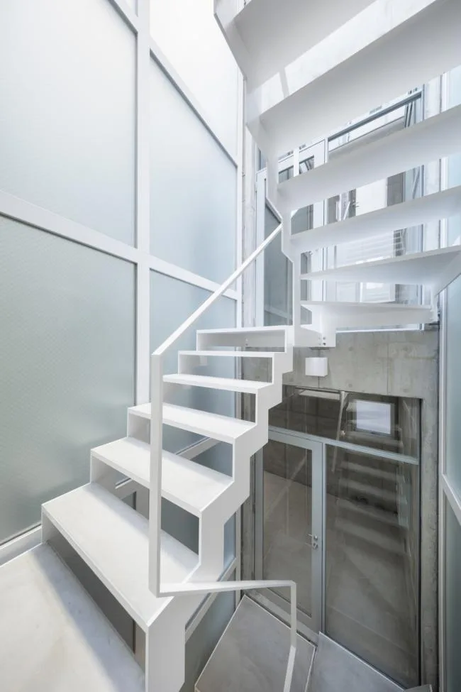 BIM Architecture | Viewing the Sky in the Cold Alley of the bustling city: Ginza Shared House/SO& CO.