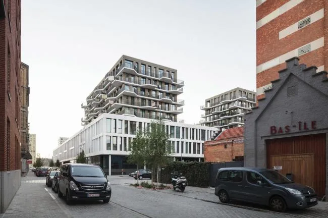 BIM Architecture | Cadis Apartments Standing in the Historic District/META Architects+POLO