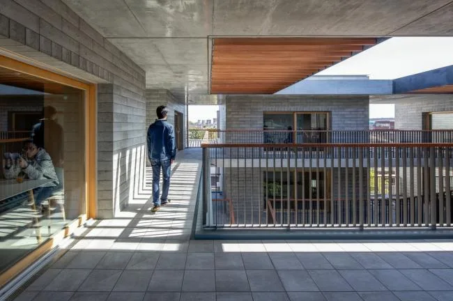 BIM Architecture | Deep Courtyard, Tranquil and Simple Home: Asahi Group Employee Dormitory KAEDE/Takenaka Corporation
