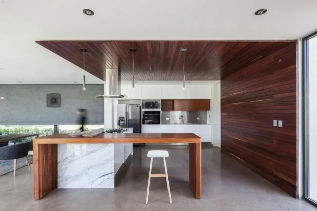 BIM Architecture | Light luxury yet elegant, exuding the natural scent of the site: RSV Room/Arkylab