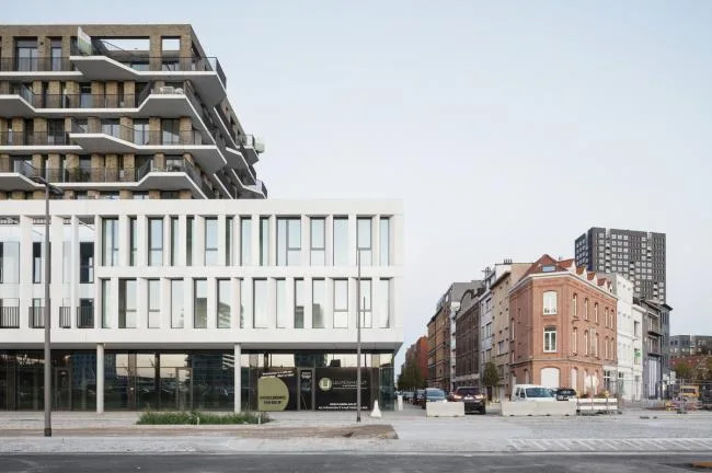 BIM Architecture | Cadis Apartments Standing in the Historic District/META Architects+POLO