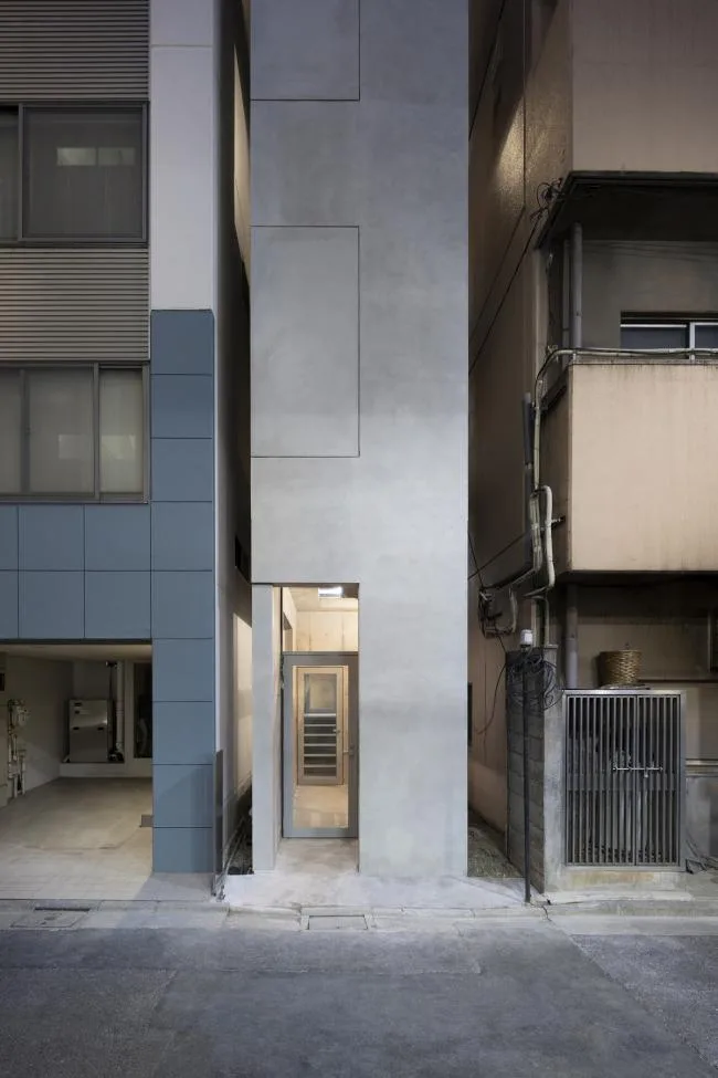 BIM Architecture | Viewing the Sky in the Cold Alley of the bustling city: Ginza Shared House/SO& CO.