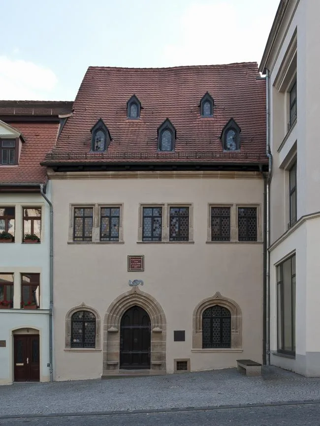 BIM Architecture | A Simple and Warm Dialogue between Old and New: Luthers Sterbeihaus Museum/VON M