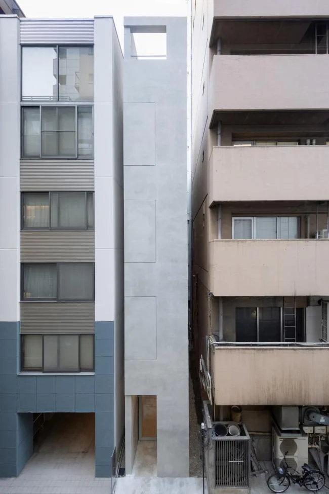 BIM Architecture | Viewing the Sky in the Cold Alley of the bustling city: Ginza Shared House/SO& CO.