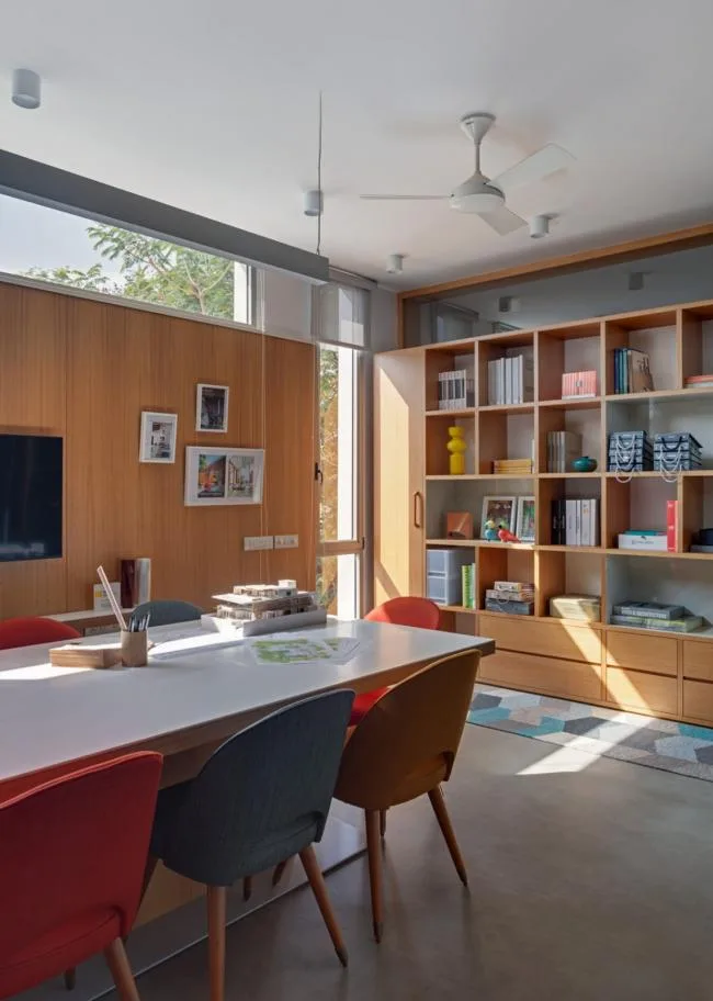 BIM Architecture | Design Studio Full of Clear and Artistic Fragrance/Khosra Architecture Studio
