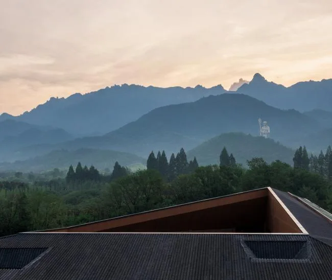 BIM Architecture | Jiuxiyue Lianhua Town - Zhengqing and Yashan Temple/Shanghai Riqing Architectural Design