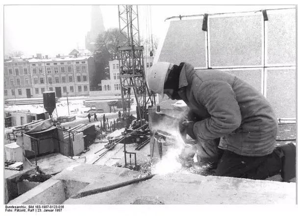 Prefabricated Research | Historical evolution of European prefabricated architecture