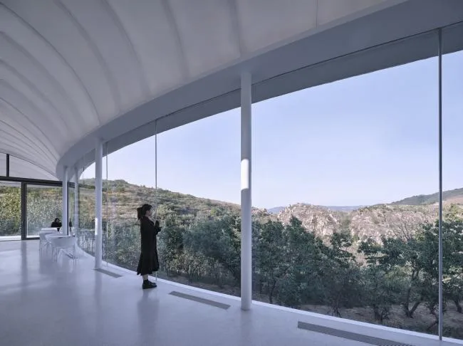BIM Architecture | Suspended "Cloud": Mount Taishan Jiunvfeng Study/gad · line+studio