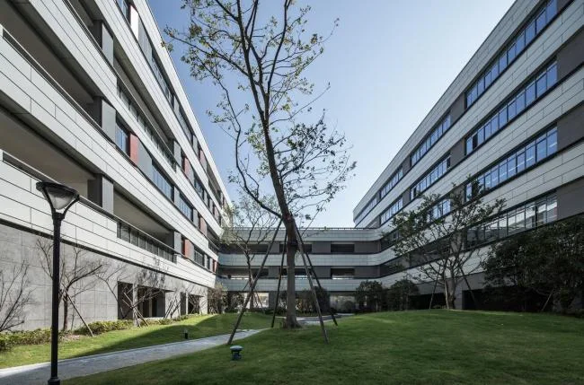BIM Architecture | Floating Stereoscopic Campus - Zhejiang University School of Education Affiliated Middle School/Zhejiang University Architectural Design and Research Institute Co., Ltd