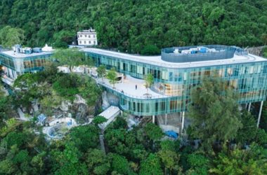 Dream Architecture Studio Designs Hong Kong University of Chicago Center on a Hillside-BIM WORLD