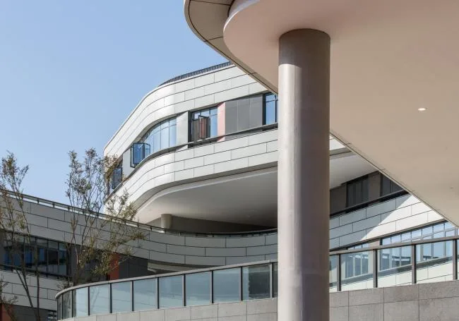 BIM Architecture | Floating Stereoscopic Campus - Zhejiang University School of Education Affiliated Middle School/Zhejiang University Architectural Design and Research Institute Co., Ltd