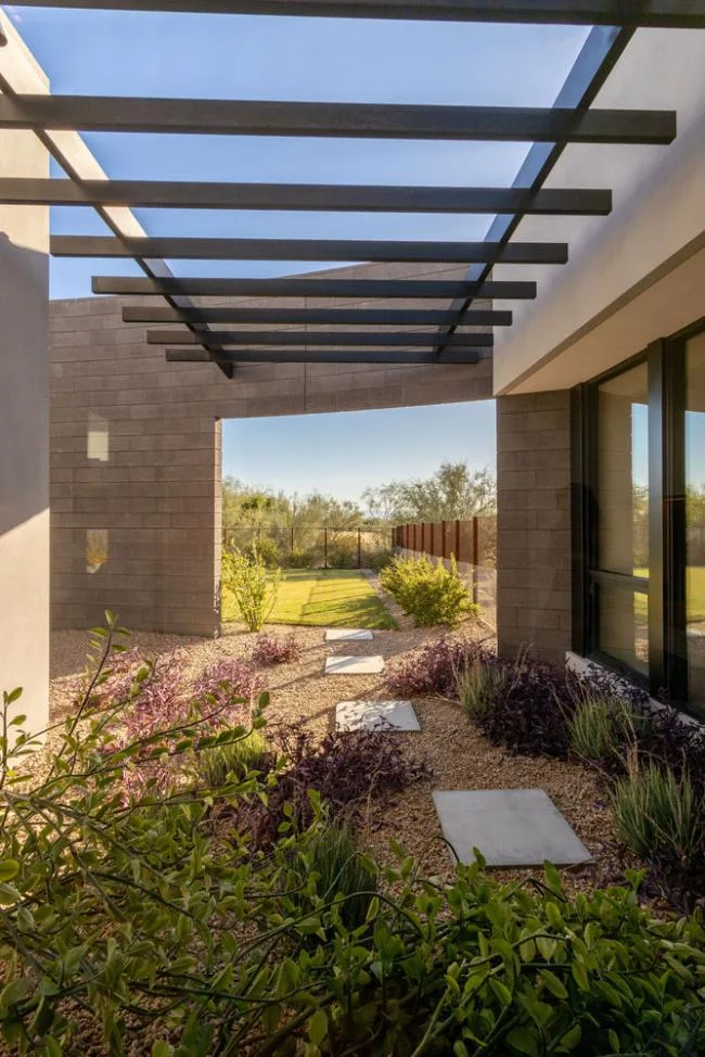 BIM Architecture | 'Bridge View' Home/Kendale Design Collaborative