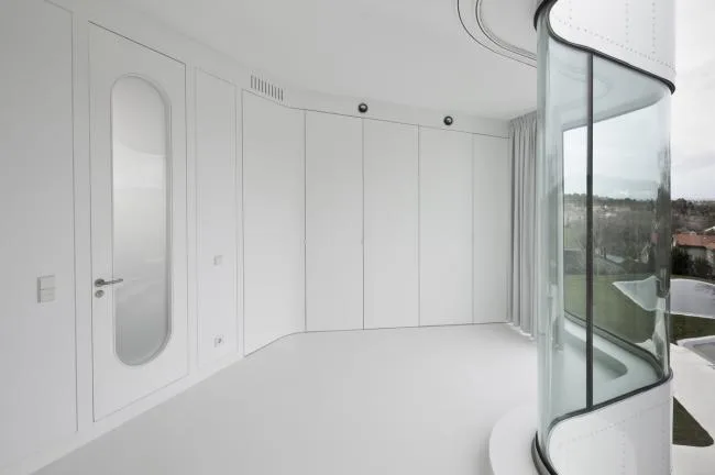 BIM Architecture | Pure as Water, Light Waves and Calm: Spanish V Residential/Dosis