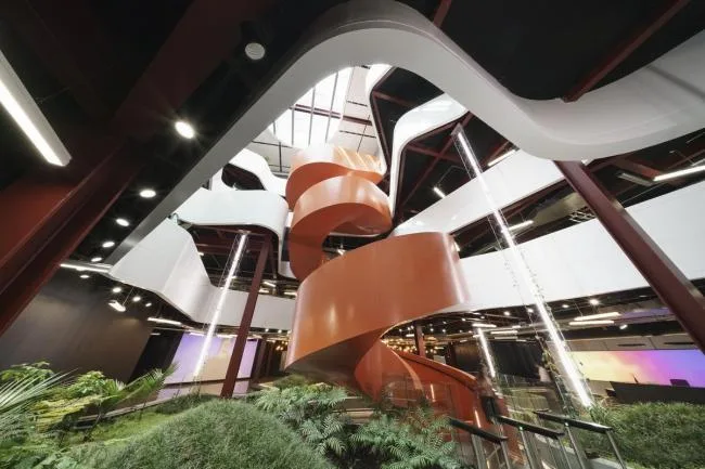 BIM Architecture | Interweaving and Free Flow of Curves: B: Hive Office Building/BVN+Jasmax