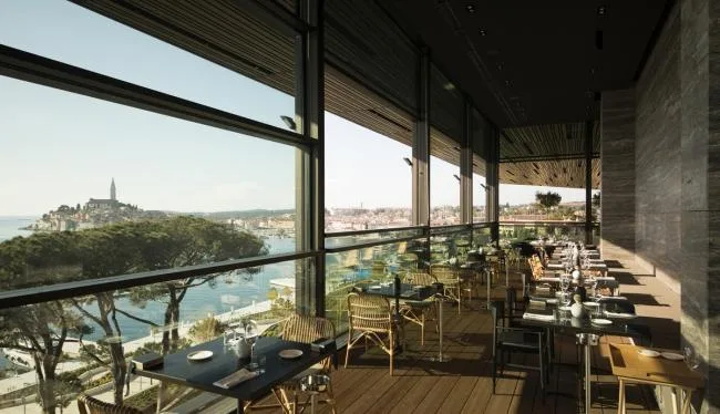 BIM architecture | Winding and folding, enjoying the sea and sky in one color: Rovini Park Hotel/3LHD