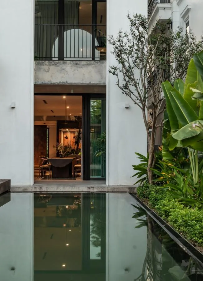 BIM architecture | Creating an indoor courtyard under arched windows and corridors: Vietnam AD8 Villa/Nemo Studio