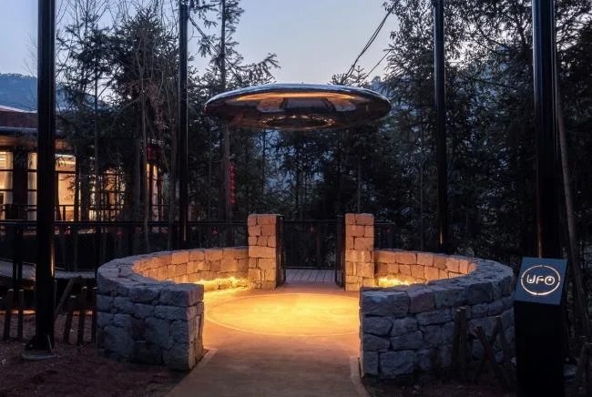 BIM Architecture | Like an Adventure in the Jungle: Anhui Qiyunshan Freedom Home Tree House "UFO"/Jinglan Architecture