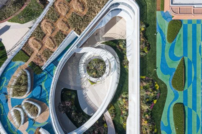 BIM Architecture | Three Dimensional Flowing Garden - Xuhui Doughnut Kindergarten/Tianhua Architecture Creation Studio
