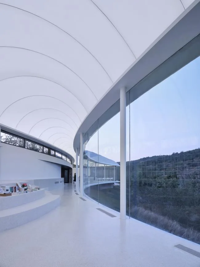 BIM Architecture | Suspended "Cloud": Mount Taishan Jiunvfeng Study/gad · line+studio