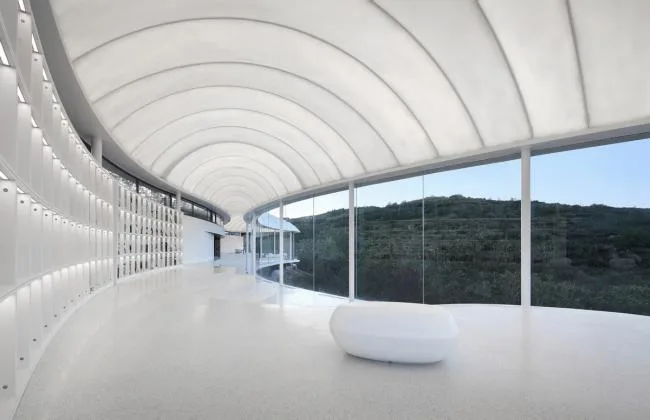 BIM Architecture | Suspended "Cloud": Mount Taishan Jiunvfeng Study/gad · line+studio