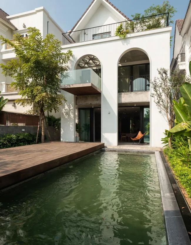 BIM architecture | Creating an indoor courtyard under arched windows and corridors: Vietnam AD8 Villa/Nemo Studio