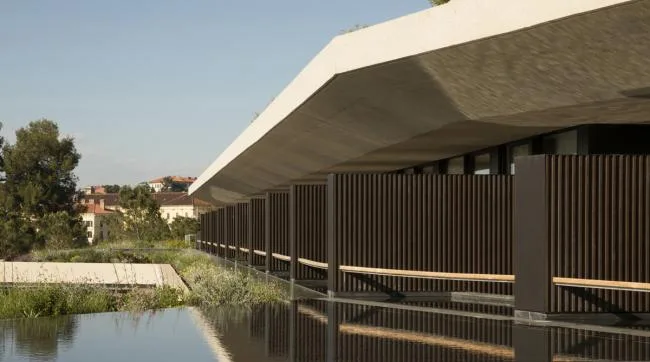 BIM architecture | Winding and folding, enjoying the sea and sky in one color: Rovini Park Hotel/3LHD
