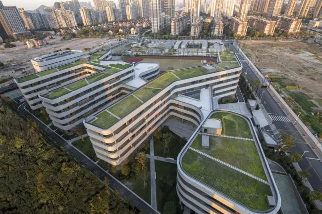 BIM Architecture | Floating Stereoscopic Campus - Zhejiang University School of Education Affiliated Middle School/Zhejiang University Architectural Design and Research Institute Co., Ltd