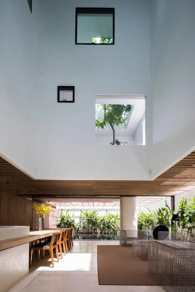 BIM Architecture | Sky Home, Stars and Greenery Create a Spiritual Residence/MIA Design Studio
