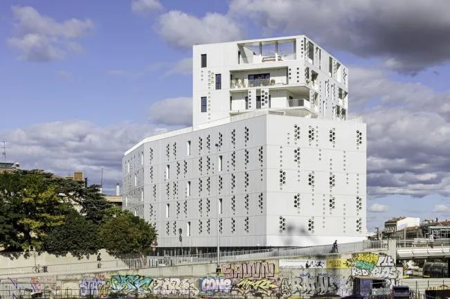 BIM Architecture | Elegant and Holy Like a Pure White Lace Skirt: Montigny Hotel Complex/Manuelle Gautrand Architecture