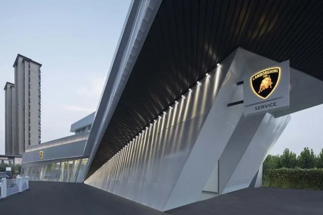 BIM Architecture | Misalignment and Twisting, Dynamic Tilt: China Lamborghini Exhibition Center/Puma Architectural Design Firm