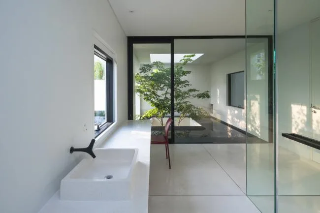 BIM Architecture | Sky Home, Stars and Greenery Create a Spiritual Residence/MIA Design Studio