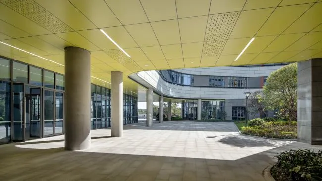 BIM Architecture | Floating Stereoscopic Campus - Zhejiang University School of Education Affiliated Middle School/Zhejiang University Architectural Design and Research Institute Co., Ltd