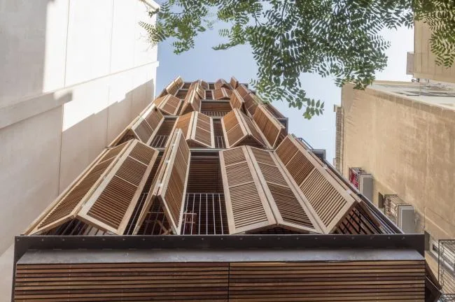 BIM Architecture | Light and Shadow Circulation Brings Warm Texture - Four Friends Apartment in Spain