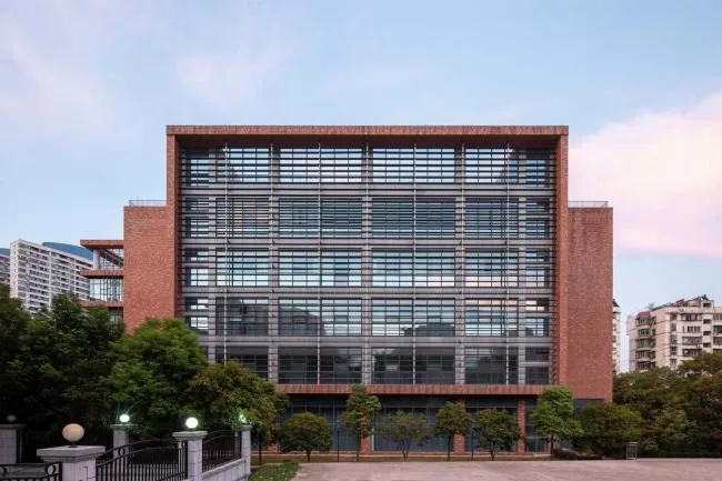 BIM Architecture | Steady and Introverted Red Brick Sculpture with Classical Beauty: Huangshi City Art Museum/Central South Architectural Design Institute